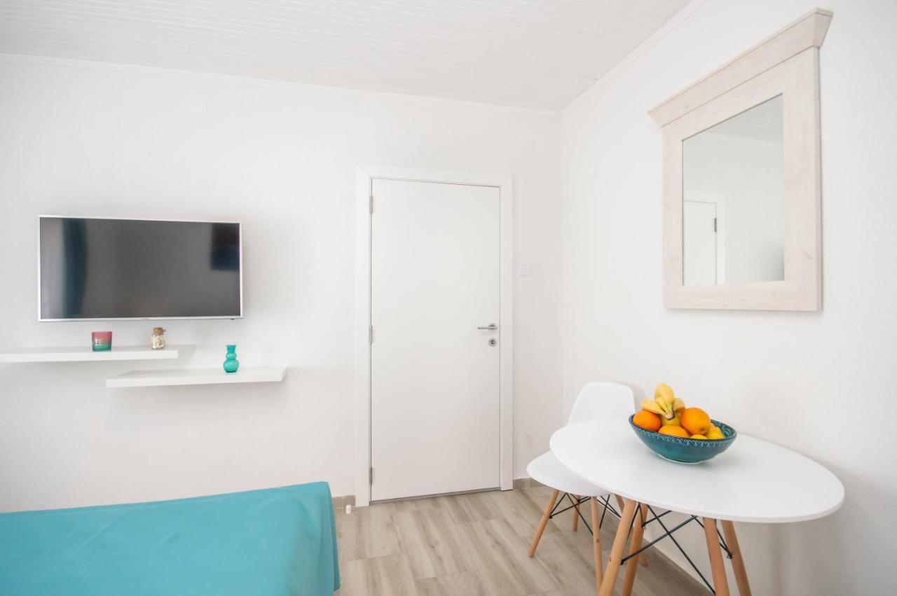 Seafront Apartment Cattaro Esterno foto